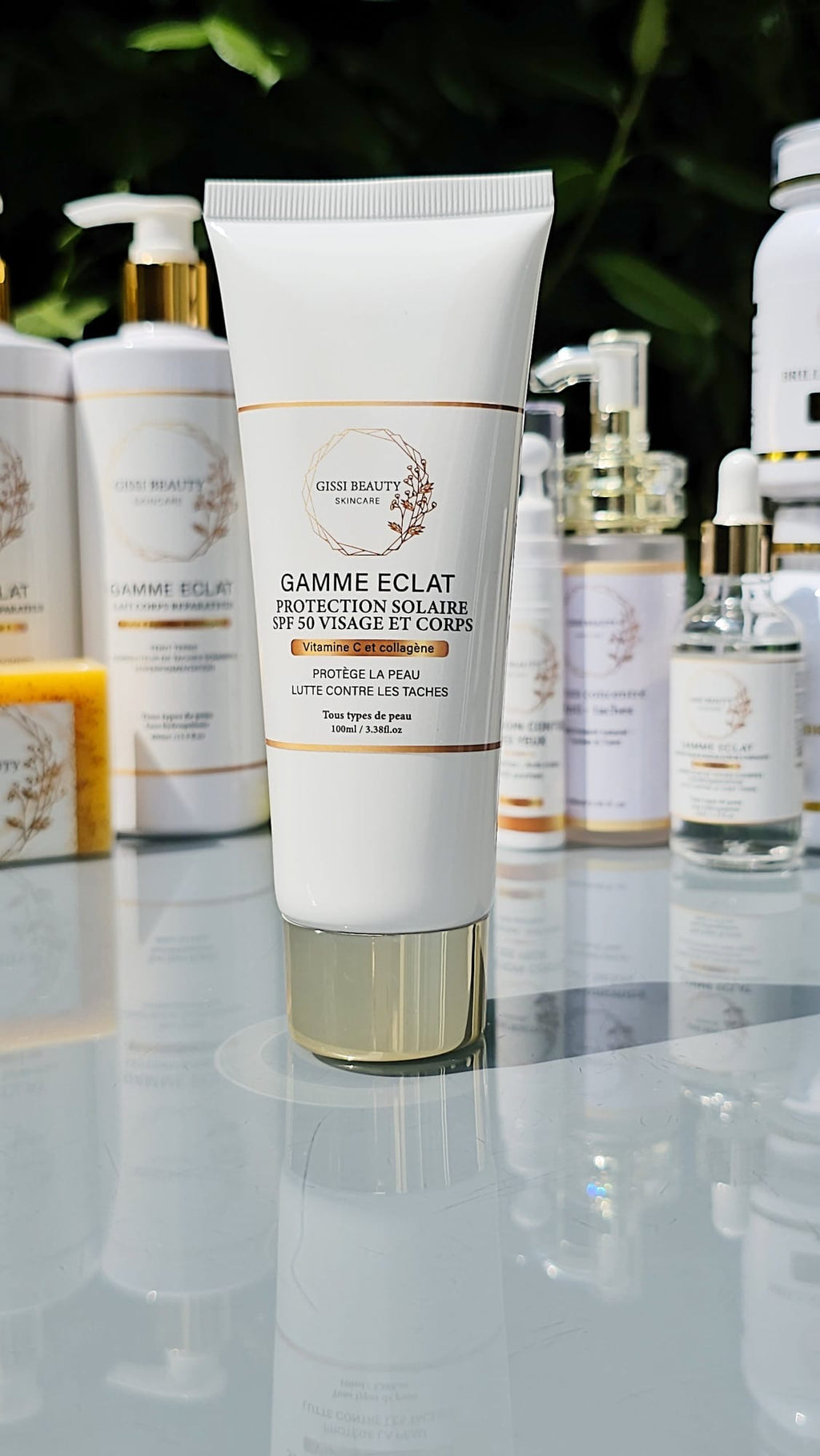 GAMME VISAGE REPARATRICE
ACNÉ ET HYPERPIGMENTATION
